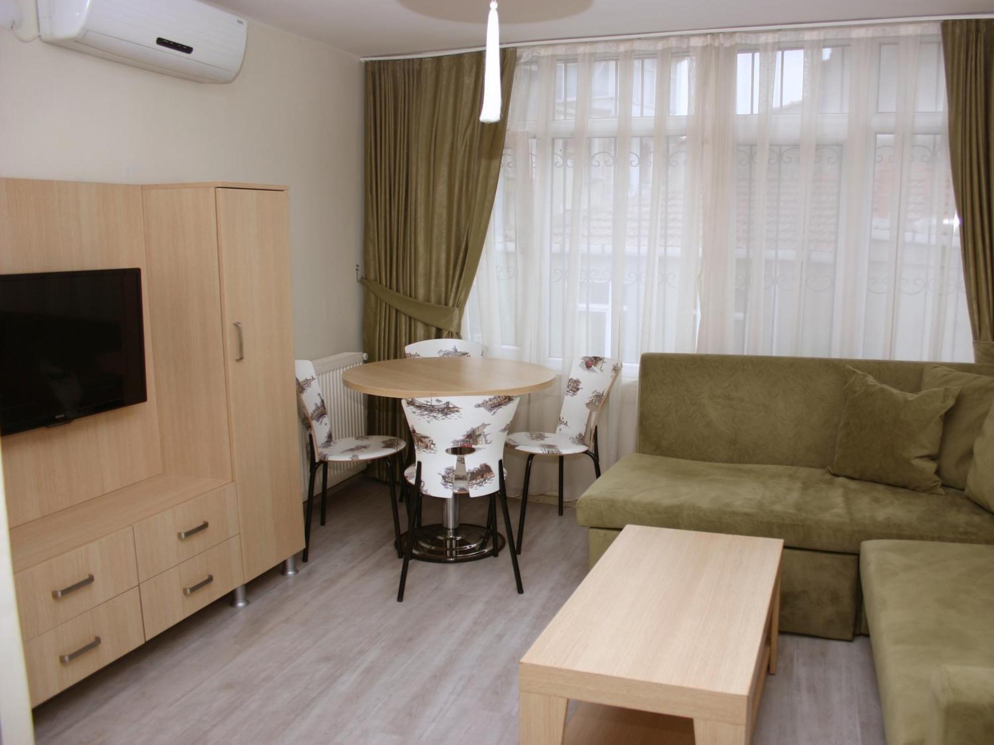 Aparthotel Miracle *
